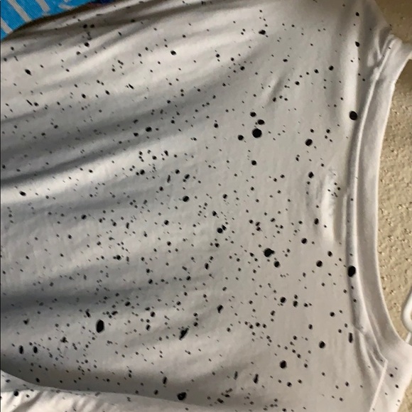 T shirt - Picture 3 of 3